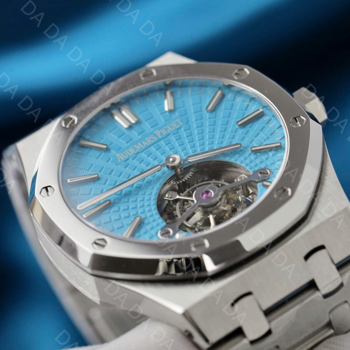 오데마피게 로얄오크 26530 플라잉 뚜르비옹 티파니블루 41mm 6