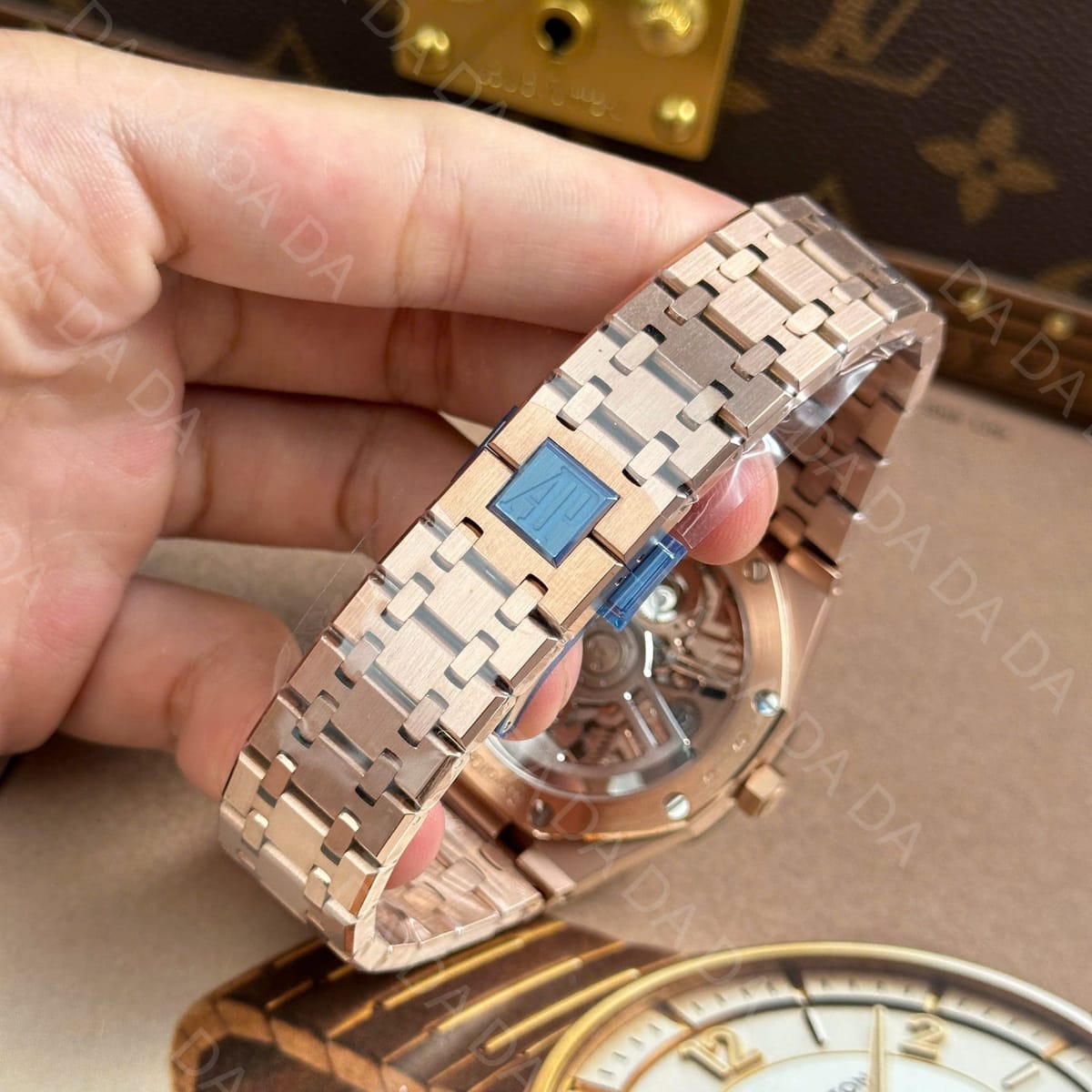 오데마피게 로얄오크 26735 스켈레톤 뚜르비옹 금통 41mm 14