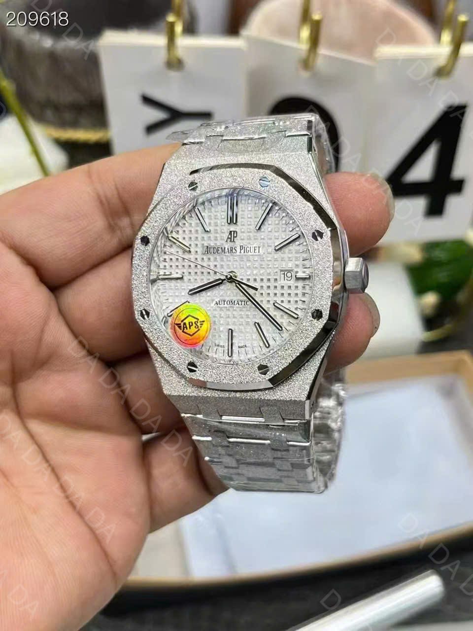 오데마피게 로얄오크 15410 프로스티드 흰판 41mm 6