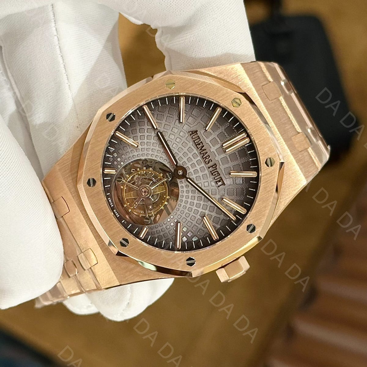 오데마피게 로얄오크 26530 플라잉 뚜르비옹 금통 그레이다이얼 41mm 4