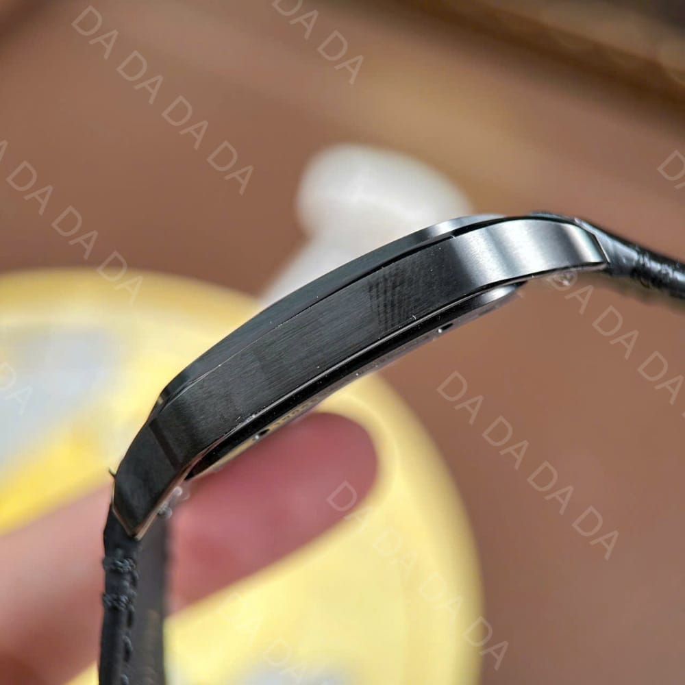 까르띠에 산토스 올블랙 스켈레톤 가죽밴드 라지 40mm 6