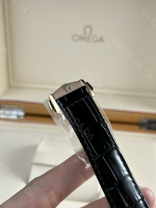 오메가 스피드마스터 문워치 금통 블랙다이얼 44mm 10