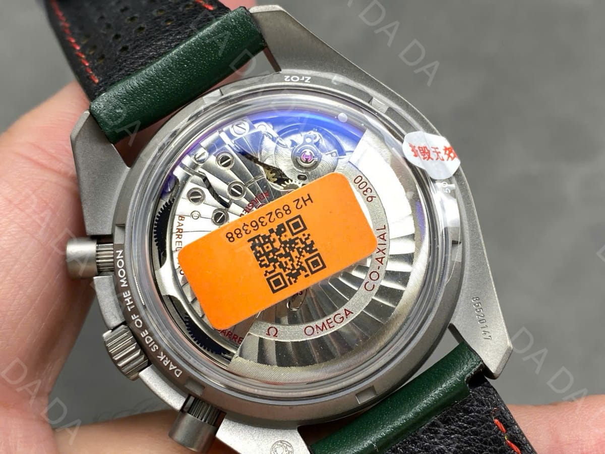 오메가 스피드마스터  코액시얼 그레이 44mm 8