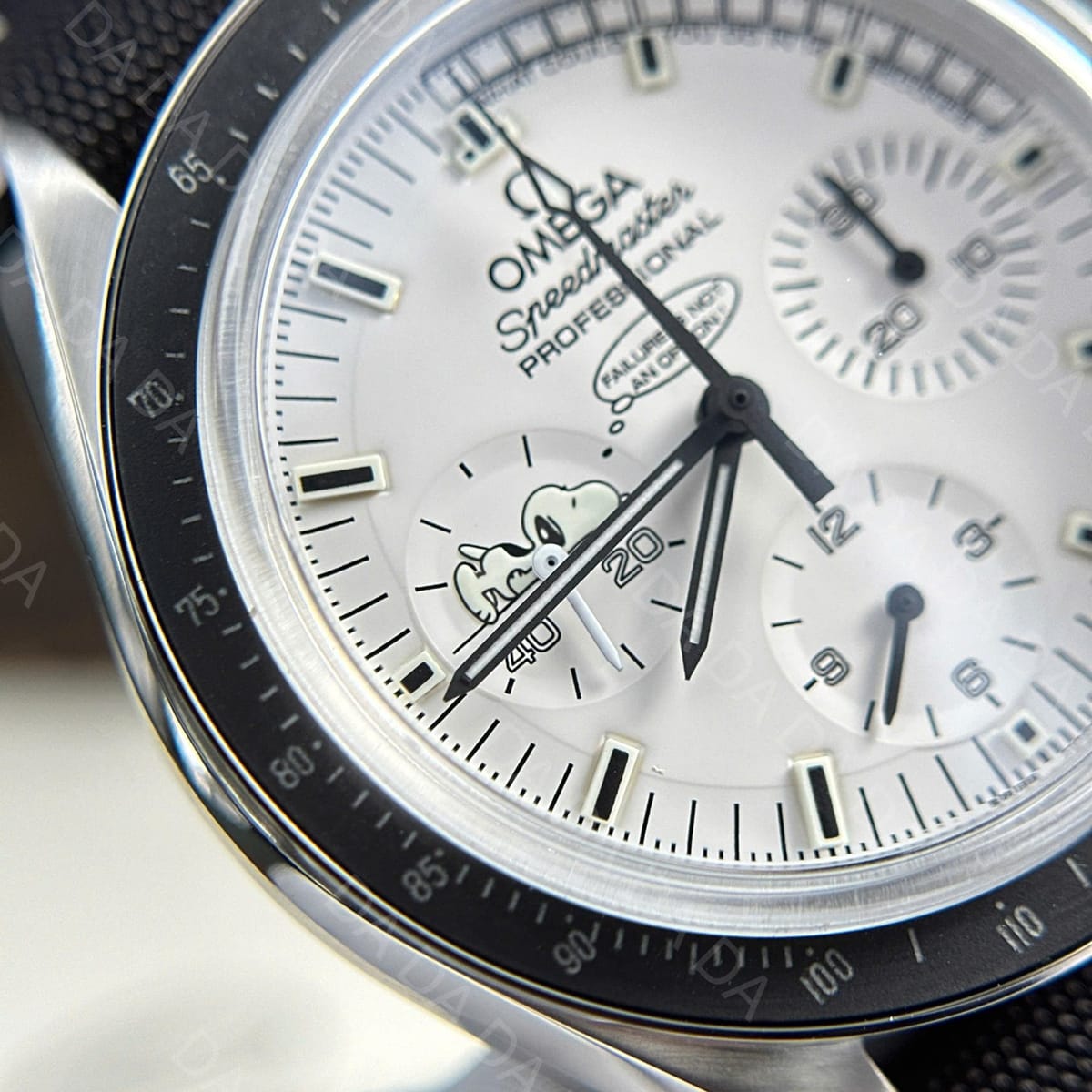 오메가 스피드마스터 아폴로13 스누피 실버 42mm 7