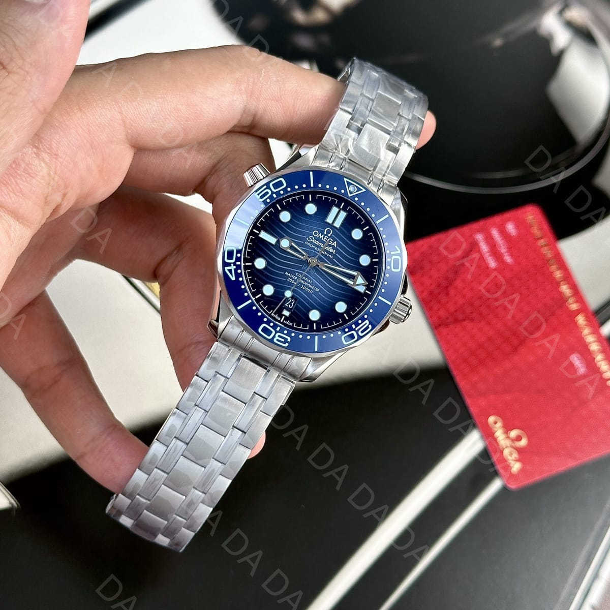 오메가 씨마스터 다이버 300 썸머 블루 42mm 4