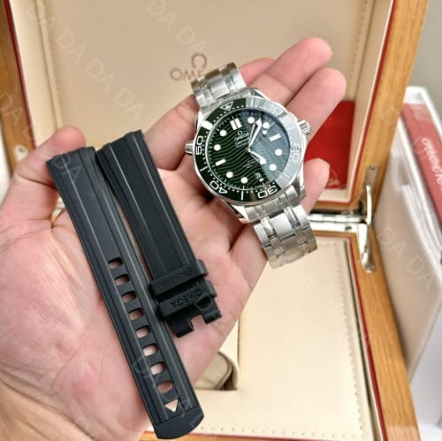 오메가 씨마스터 다이버 300 그린 42mm