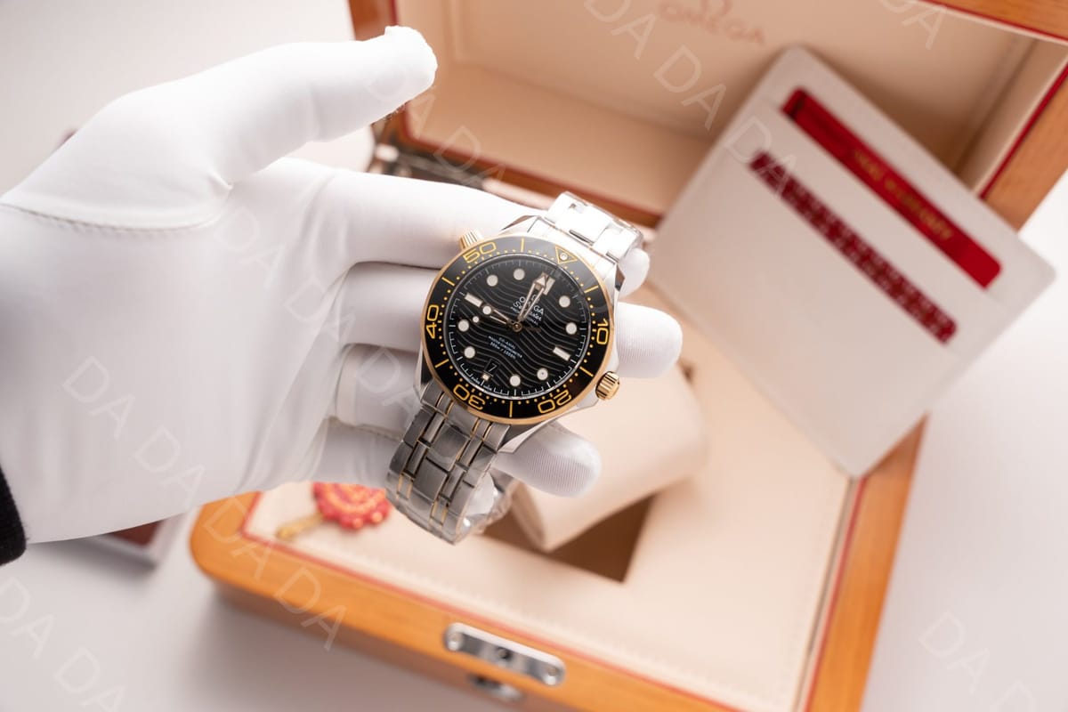 오메가 씨마스터 다이버 300 콤비 검판 42mm 4