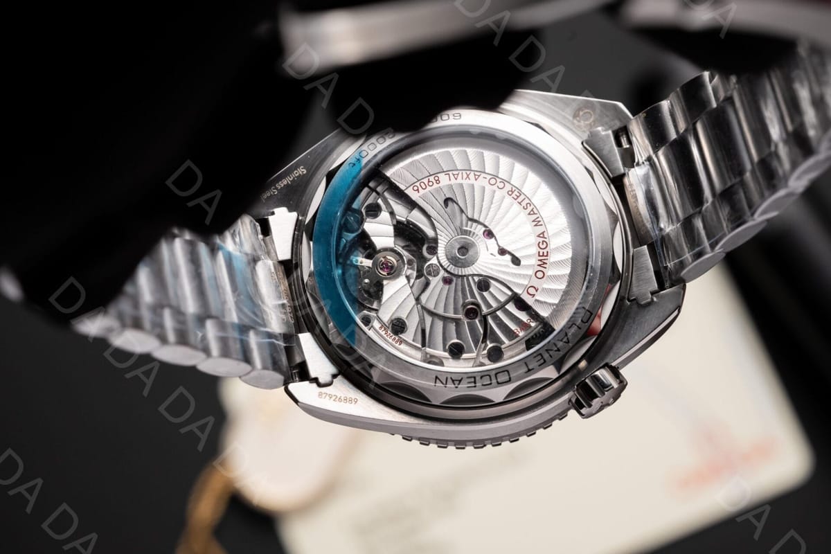 오메가 씨마스터 플래닛 오션 600 검판 43.5mm 8