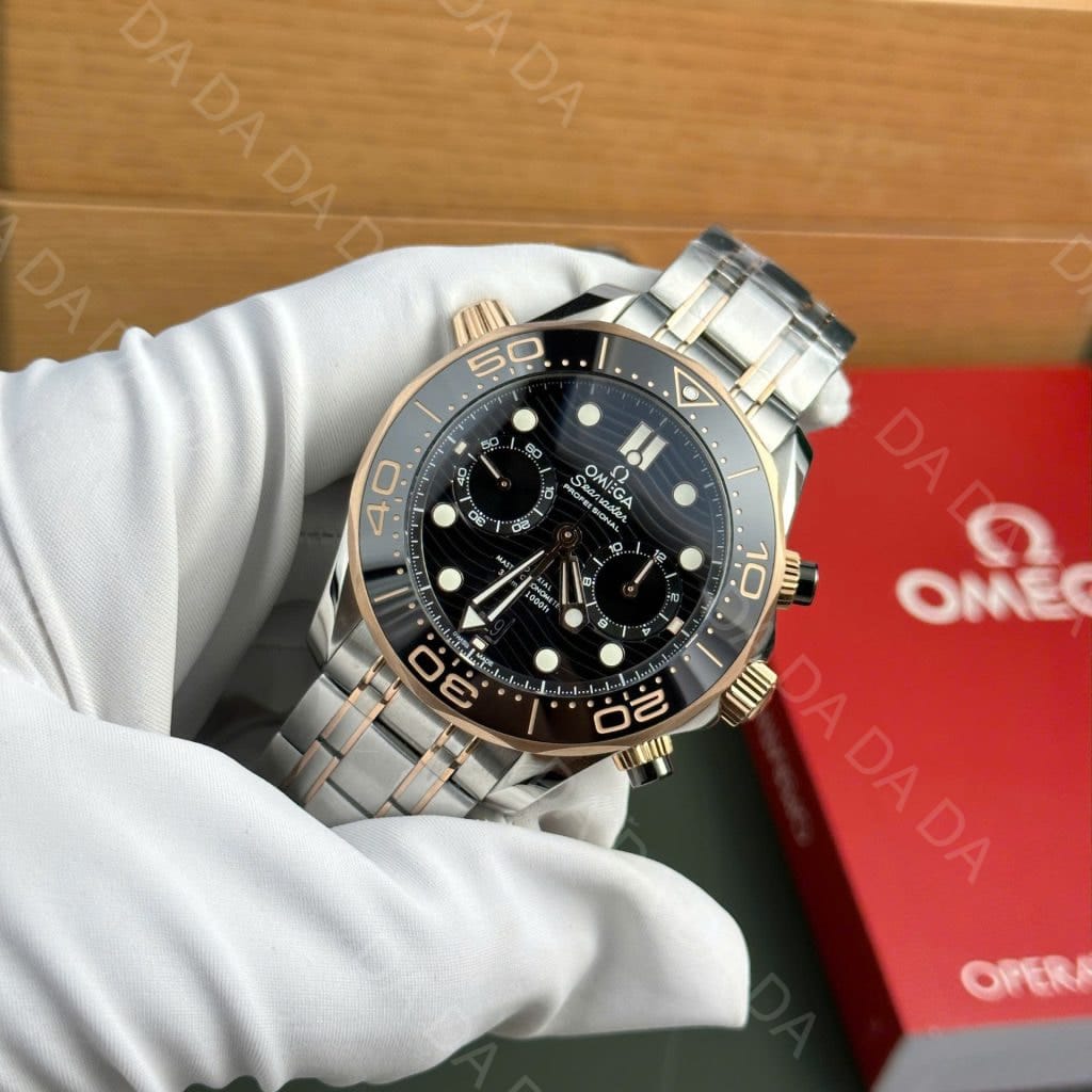 오메가 씨마스터 다이버 300 크로노그래프 콤비 검판 44mm 4