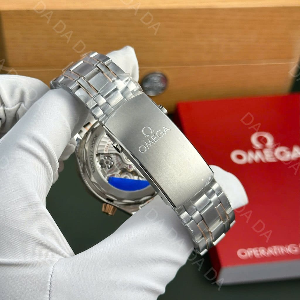 오메가 씨마스터 다이버 300 크로노그래프 콤비 검판 44mm 10