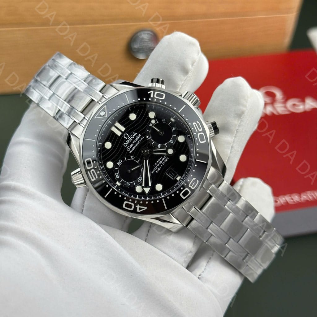 오메가 씨마스터 다이버 300 크로노그래프 검판 44mm 4