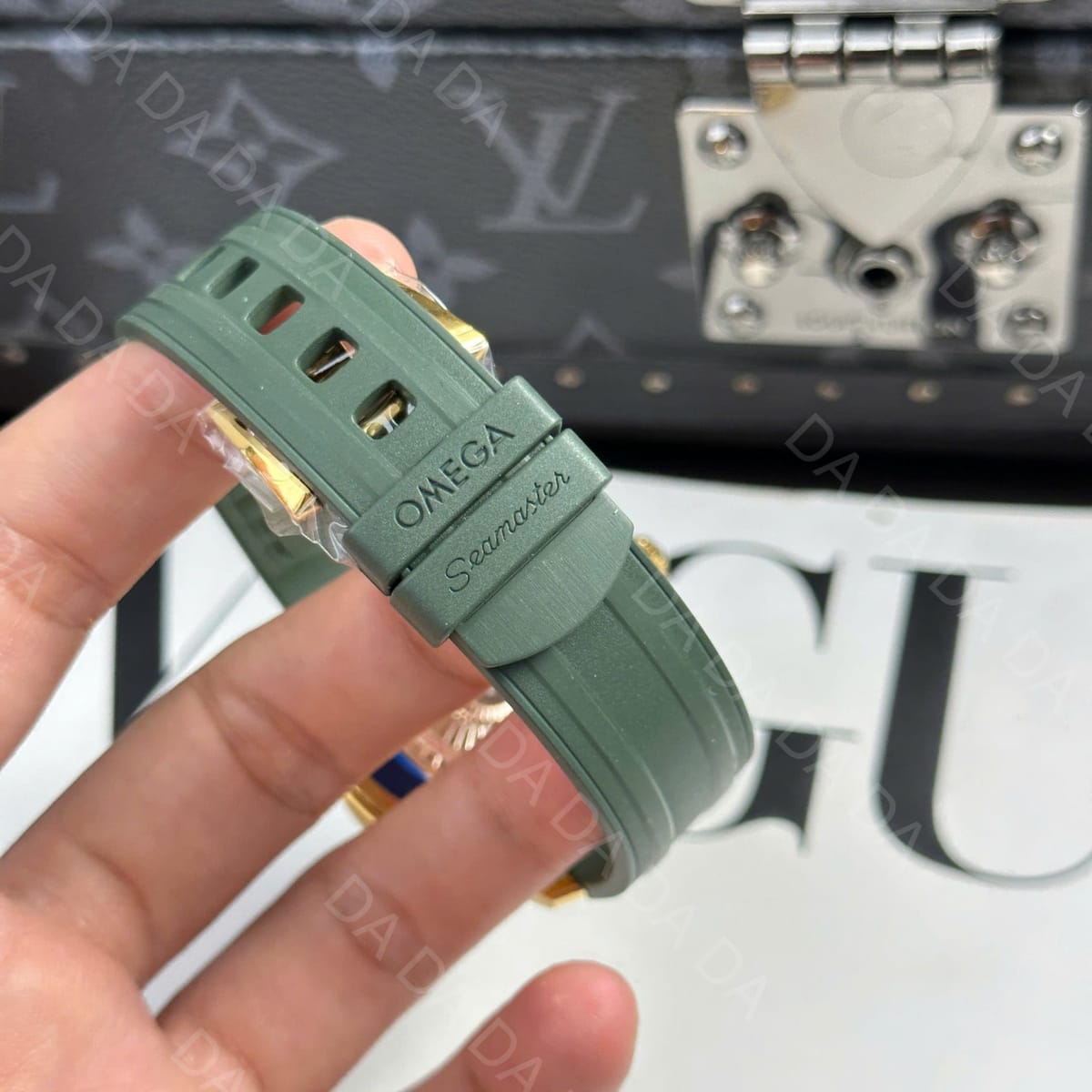 오메가 씨마스터 다이버 300 콤비 그린 러버밴드 42mm 12