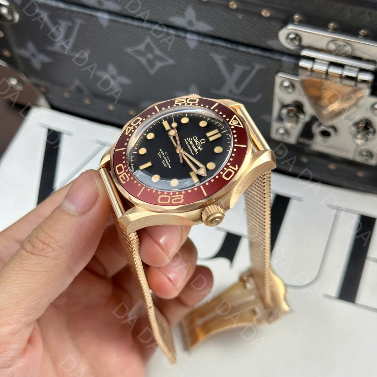 오메가 씨마스터 다이버 300 브론즈 금통 버건디 42mm 6
