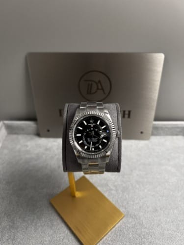 롤렉스 스카이드웰러 스틸 검판 42mm