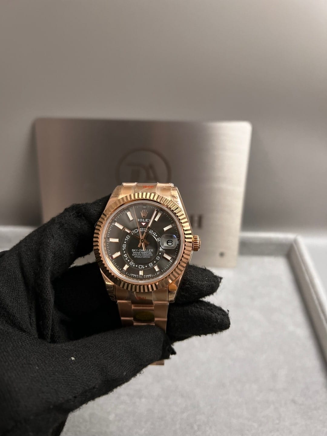 롤렉스 스카이드웰러 로즈골드 금통 블랙다이얼 42mm 10