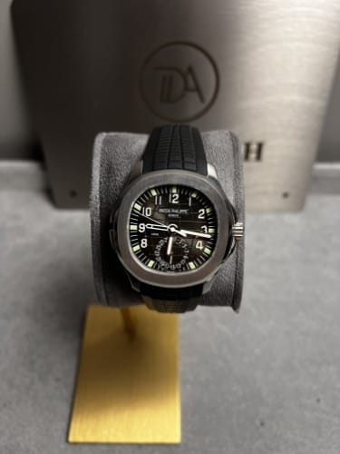 파텍필립 아쿠아넛 5164A-001 블랙 40.8mm