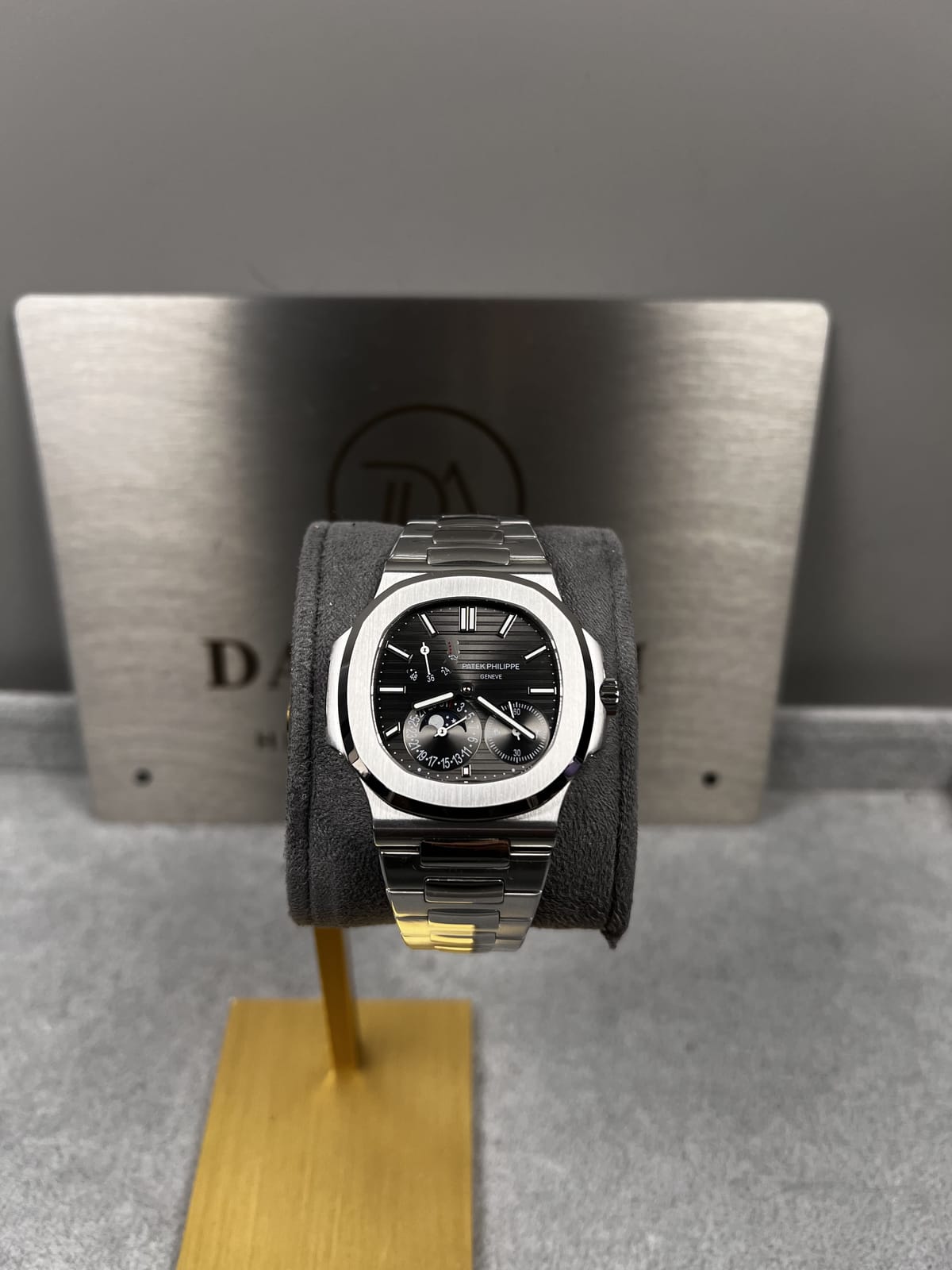 파텍필립 노틸러스 5712 그레이다이얼 40mm 3