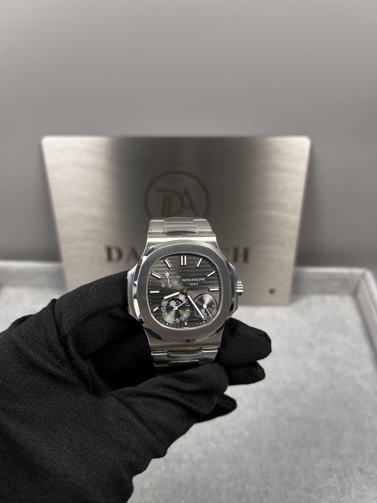 파텍필립 노틸러스 5712 그레이다이얼 40mm 8