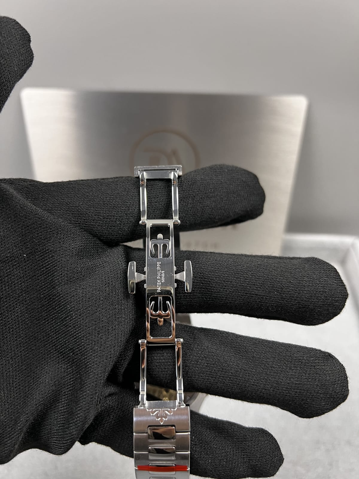 파텍필립 노틸러스 5712 그레이다이얼 40mm 16