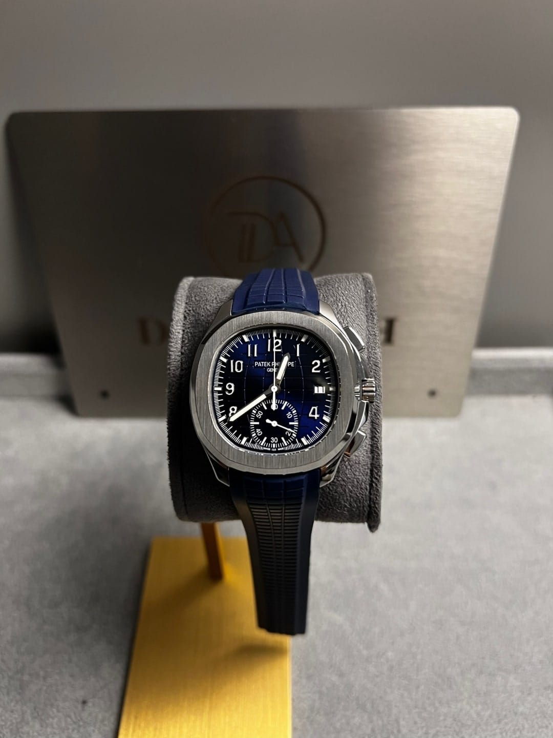 파텍필립 아쿠아넛 5968G-001 블루다이얼 42mm 22