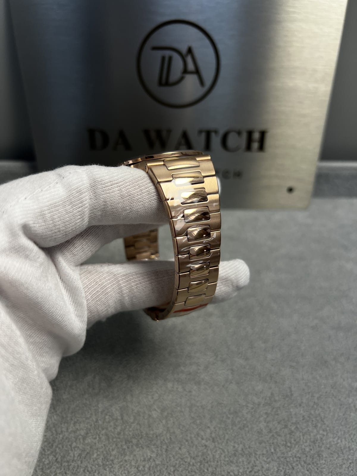 파텍필립 노틸러스 5711 금통 브라운다이얼 40mm 12