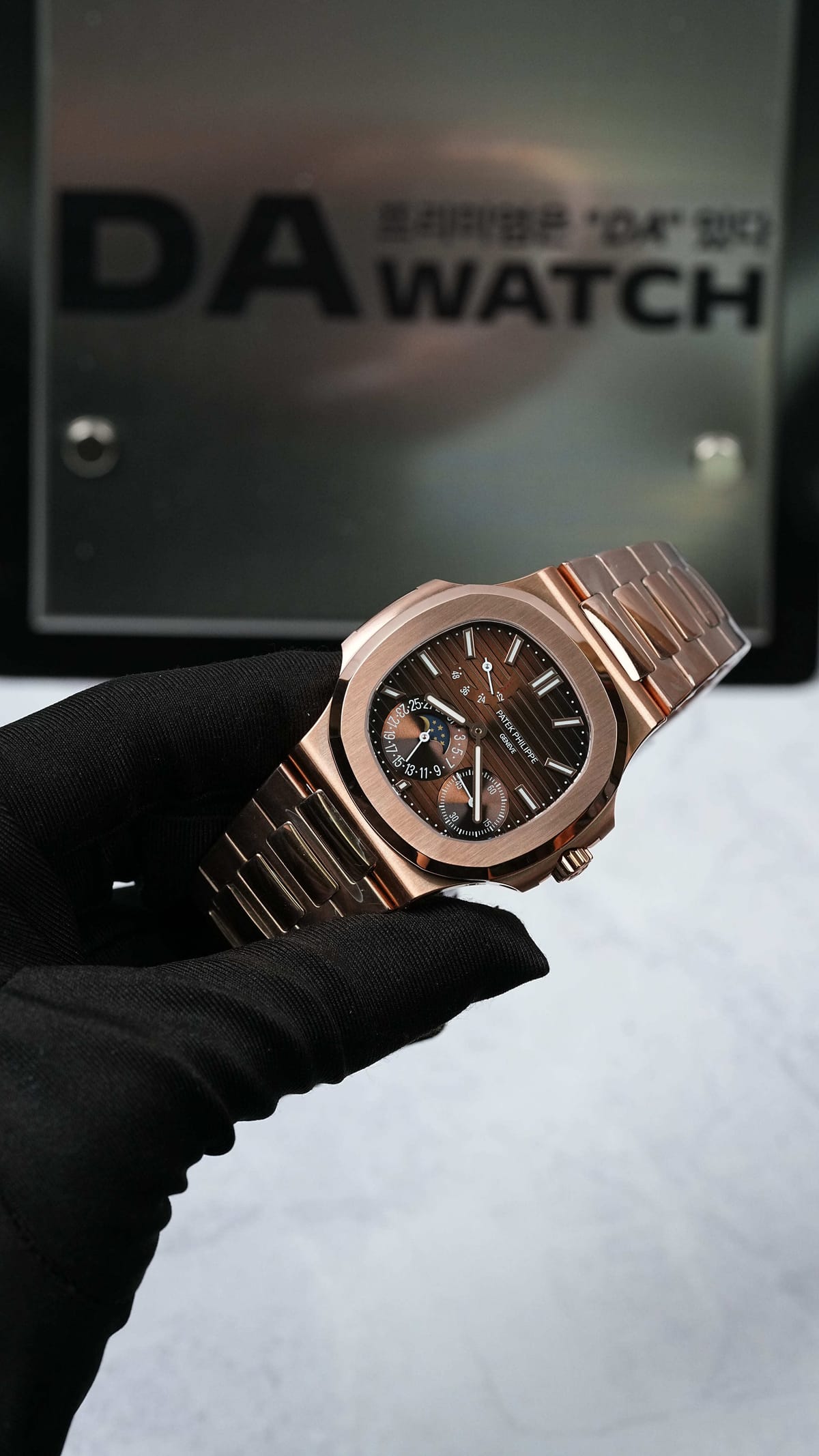 파텍필립 노틸러스 5712 금통 브라운다이얼 40mm 5