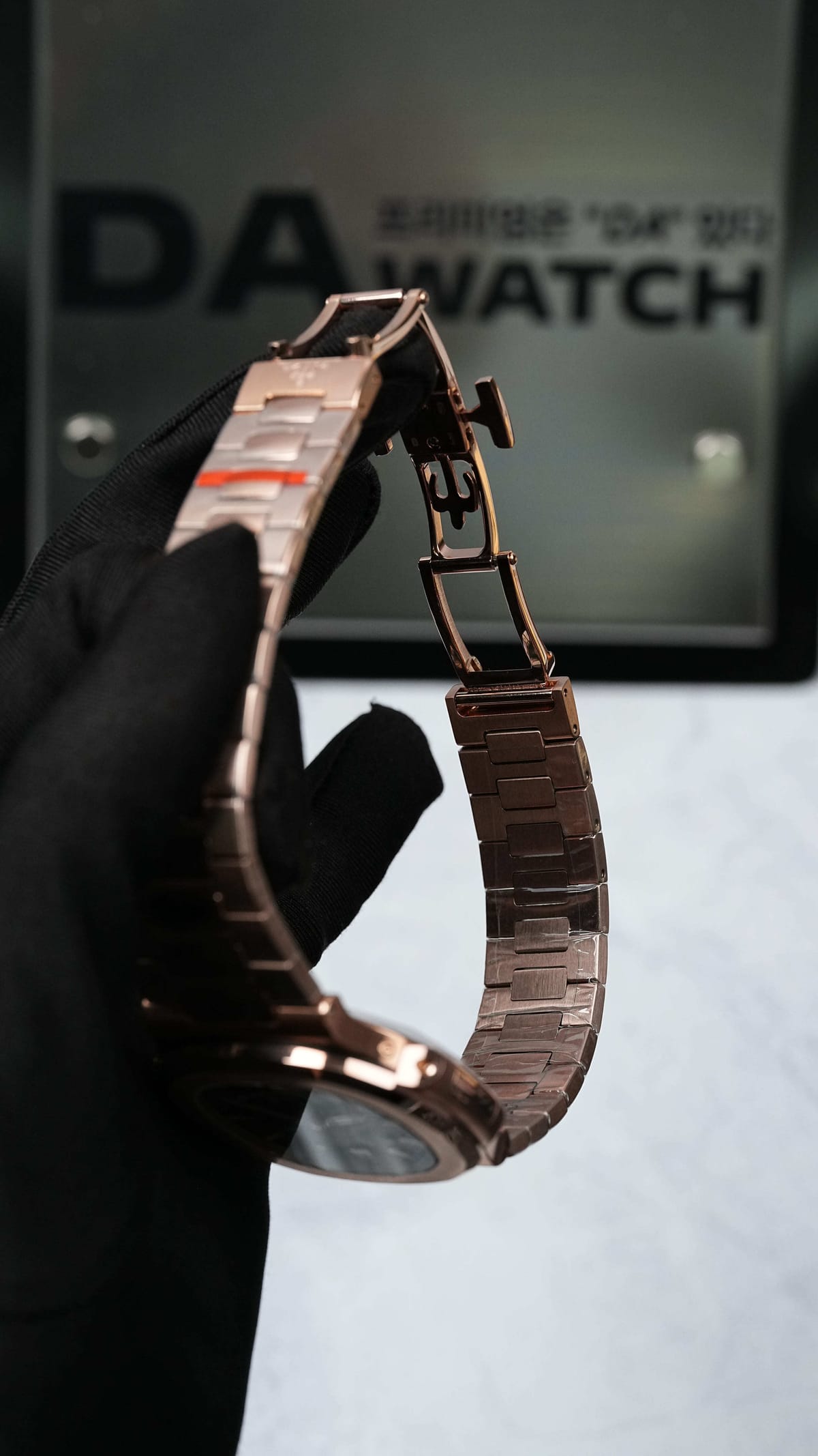 파텍필립 노틸러스 5712 금통 브라운다이얼 40mm 17