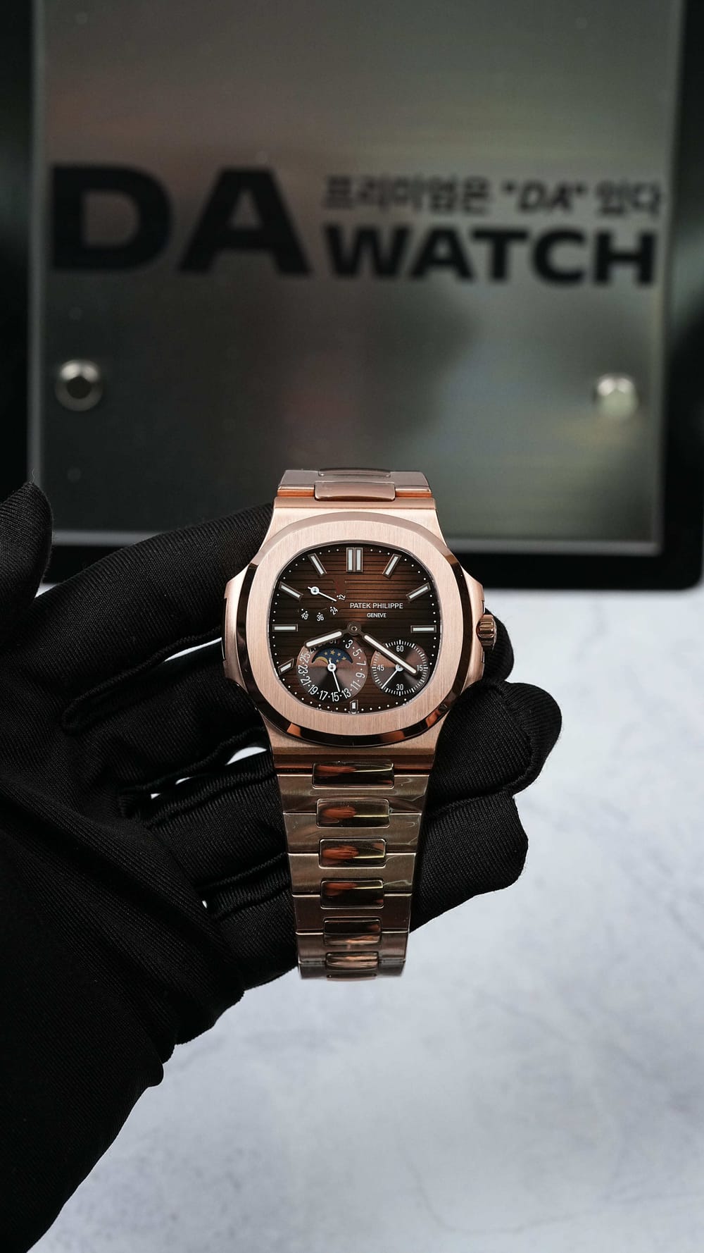 파텍필립 노틸러스 5712 금통 브라운다이얼 40mm