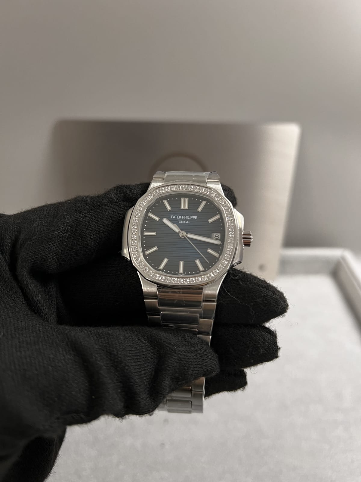 파텍필립 노틸러스 5711 블루다이얼 다이아셋팅 40mm 8
