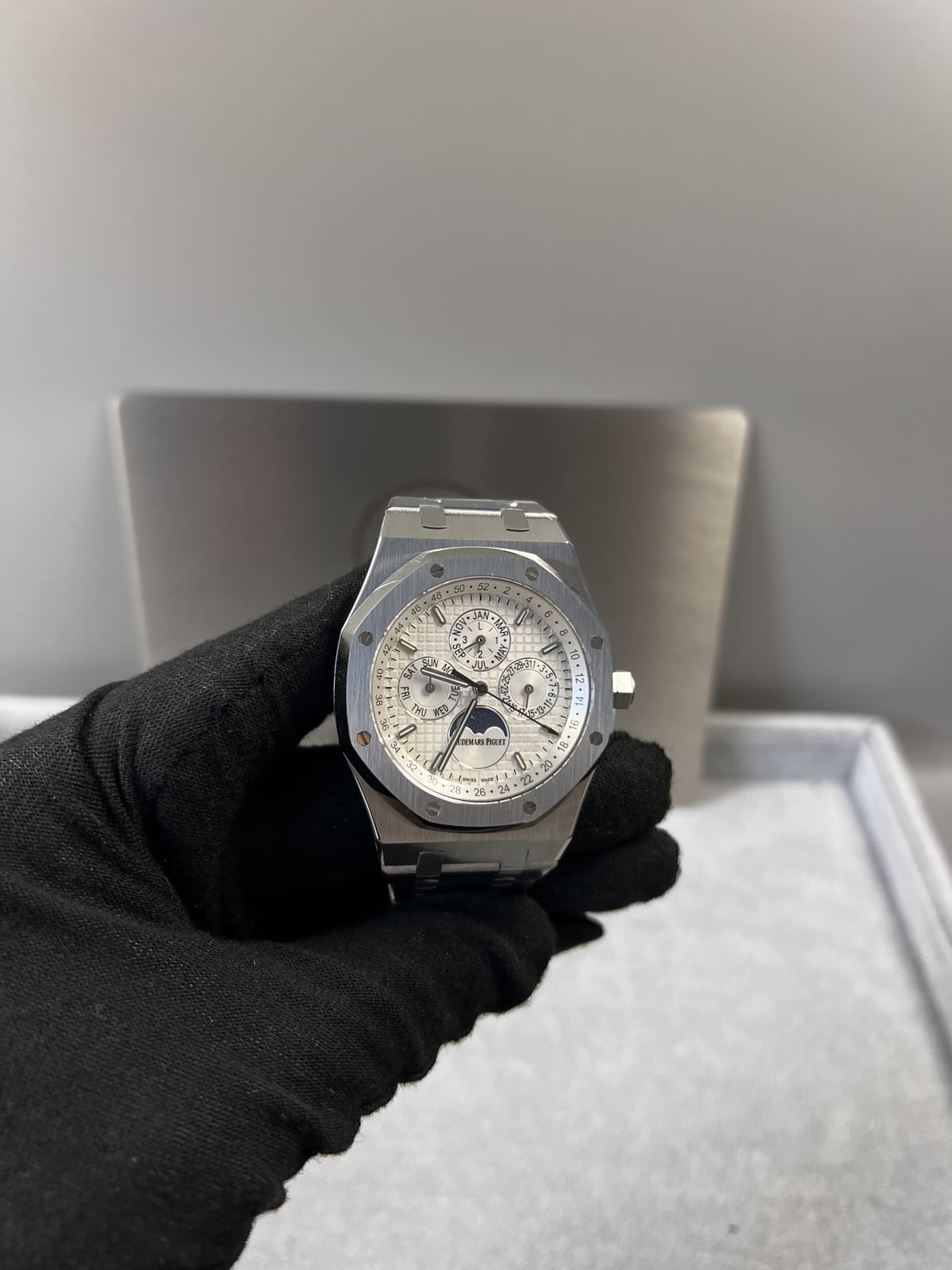 오데마피게 로얄오크 26574 스틸 실버 41mm 5
