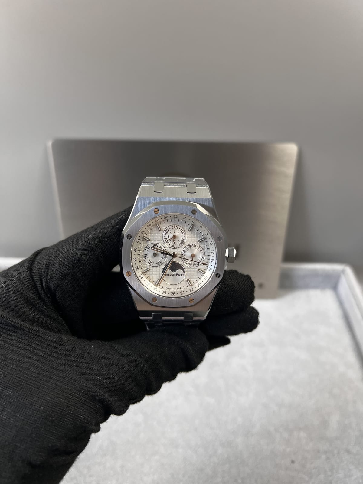 오데마피게 로얄오크 26574 스틸 실버 41mm 6