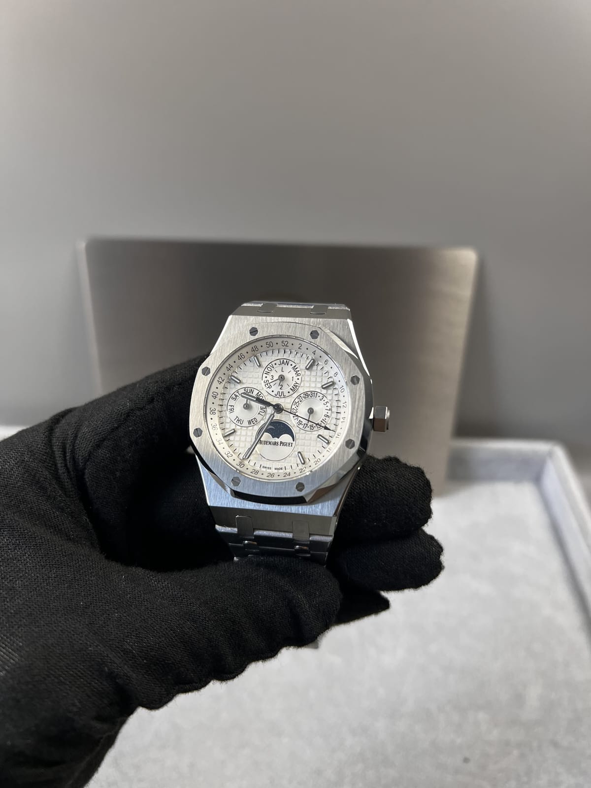 오데마피게 로얄오크 26574 스틸 실버 41mm 9