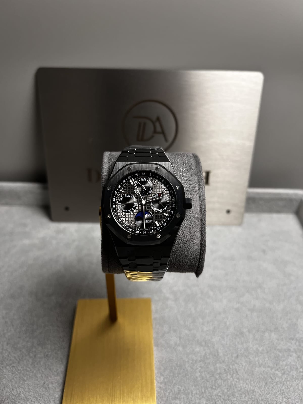 오데마피게 로얄오크 26579 퍼페츄얼 캘린더 블랙세라믹 41mm 3