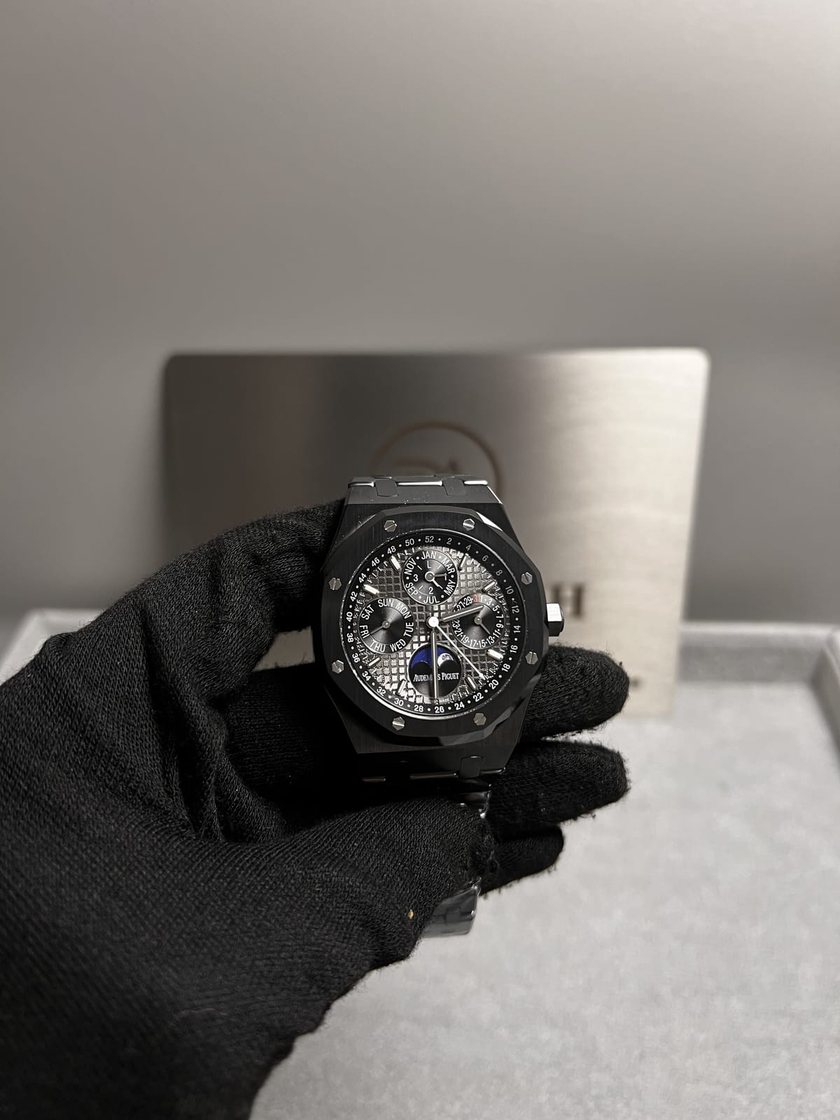 오데마피게 로얄오크 26579 퍼페츄얼 캘린더 블랙세라믹 41mm 9