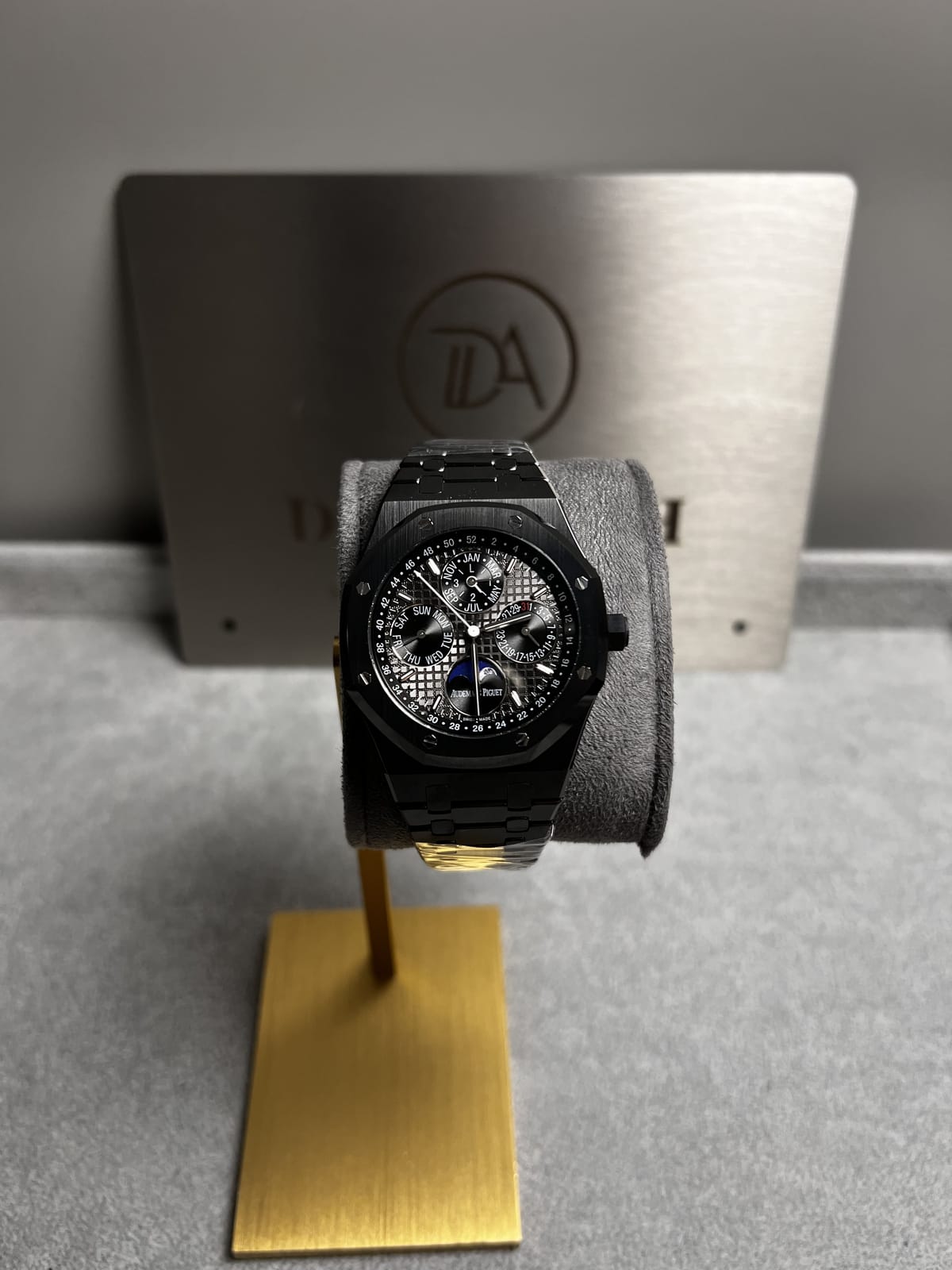 오데마피게 로얄오크 26579 퍼페츄얼 캘린더 블랙세라믹 41mm 20
