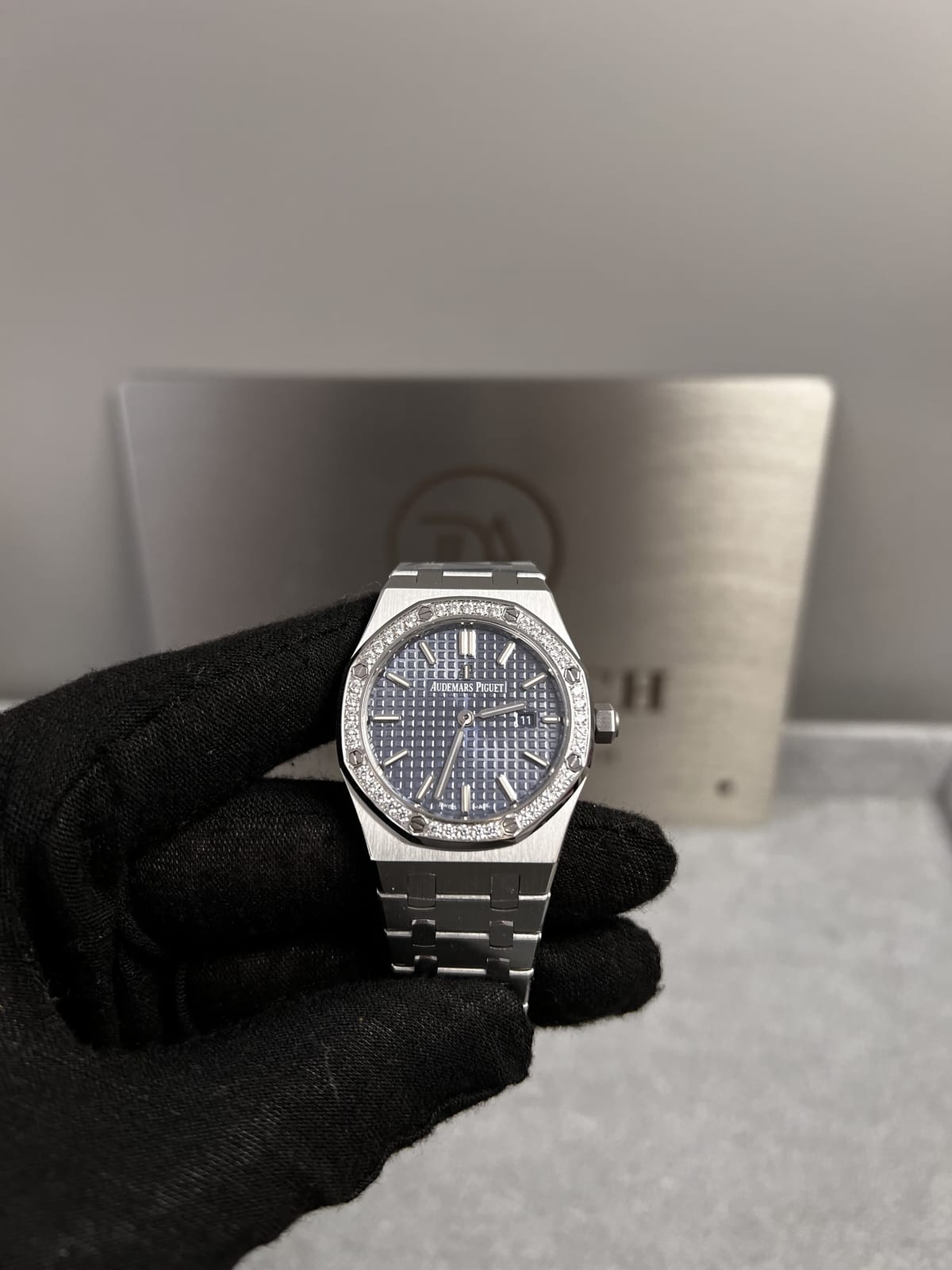 오데마피게 로얄오크 77350 다크블루다이얼 다이아셋팅 34mm 5