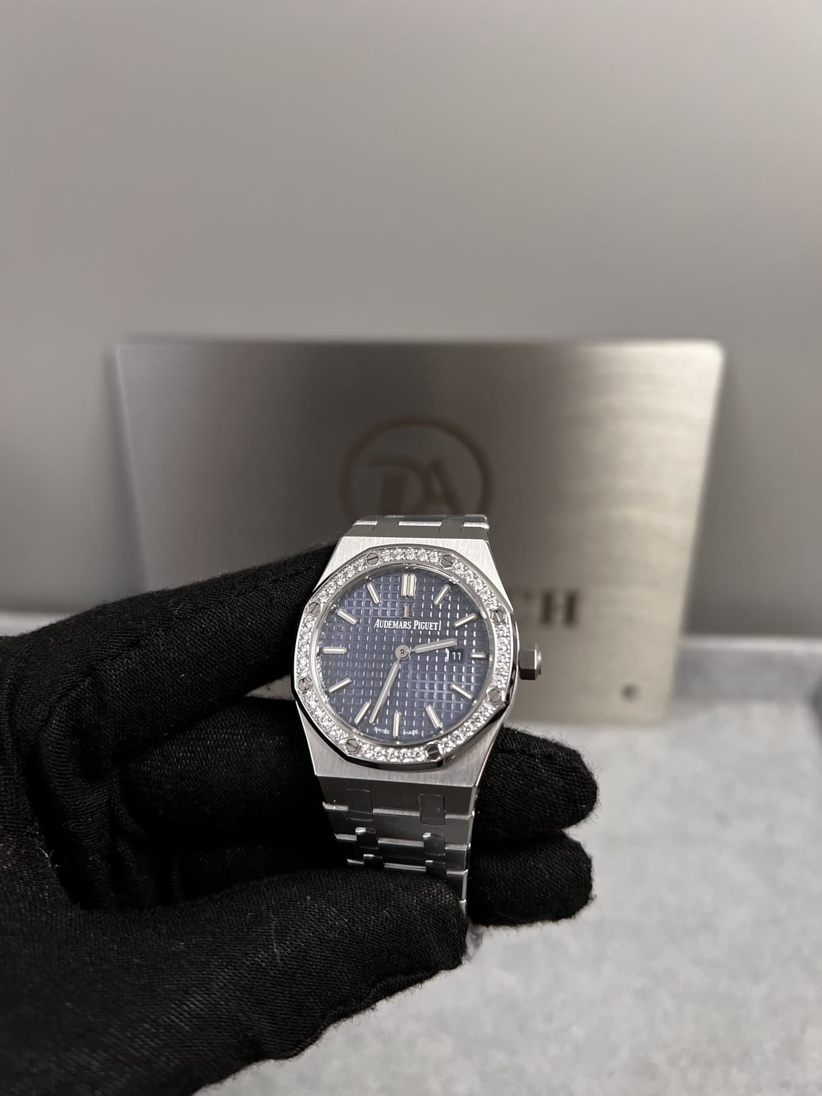 오데마피게 로얄오크 77350 다크블루다이얼 다이아셋팅 34mm 7