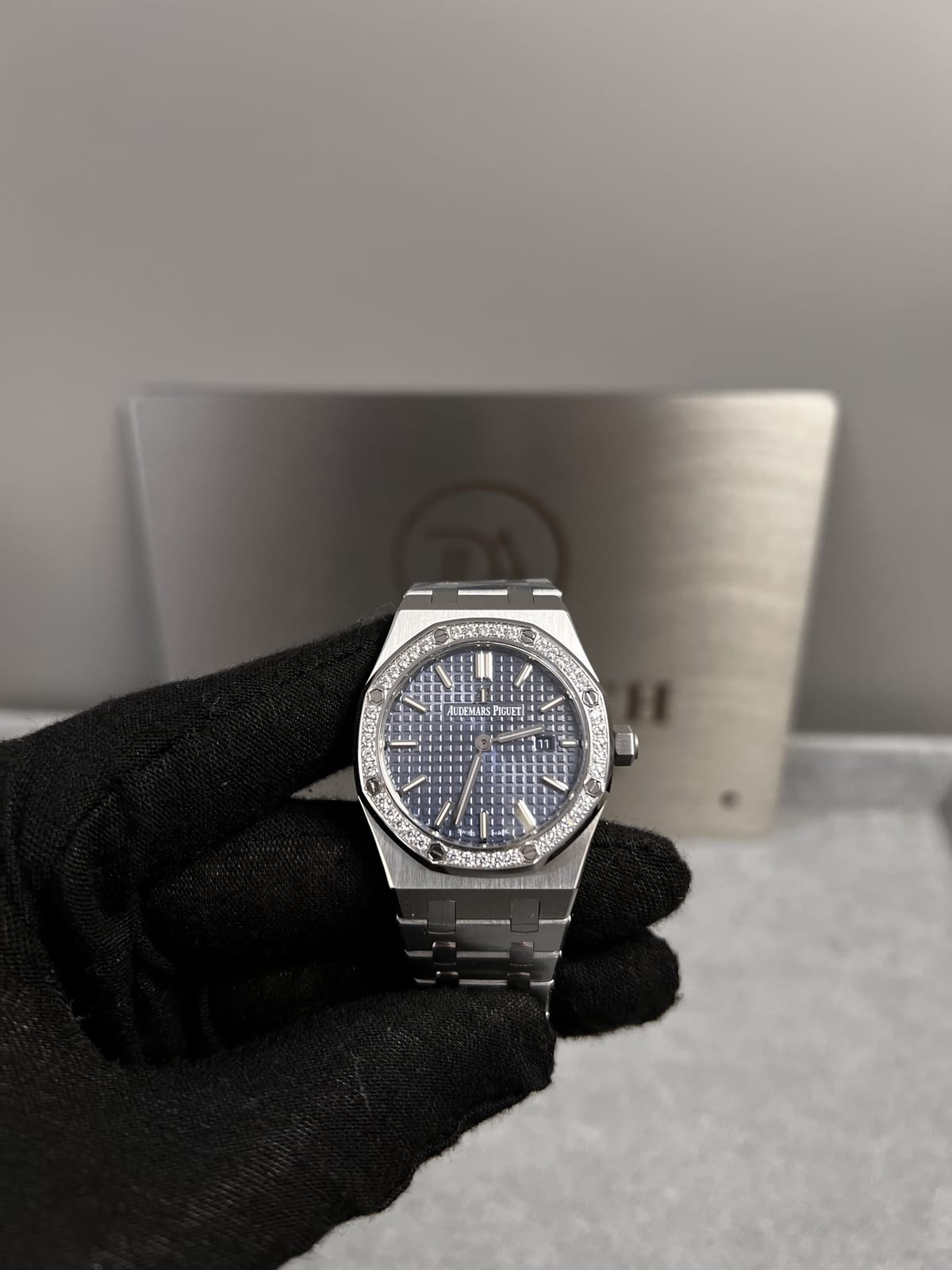오데마피게 로얄오크 77350 다크블루다이얼 다이아셋팅 34mm 8