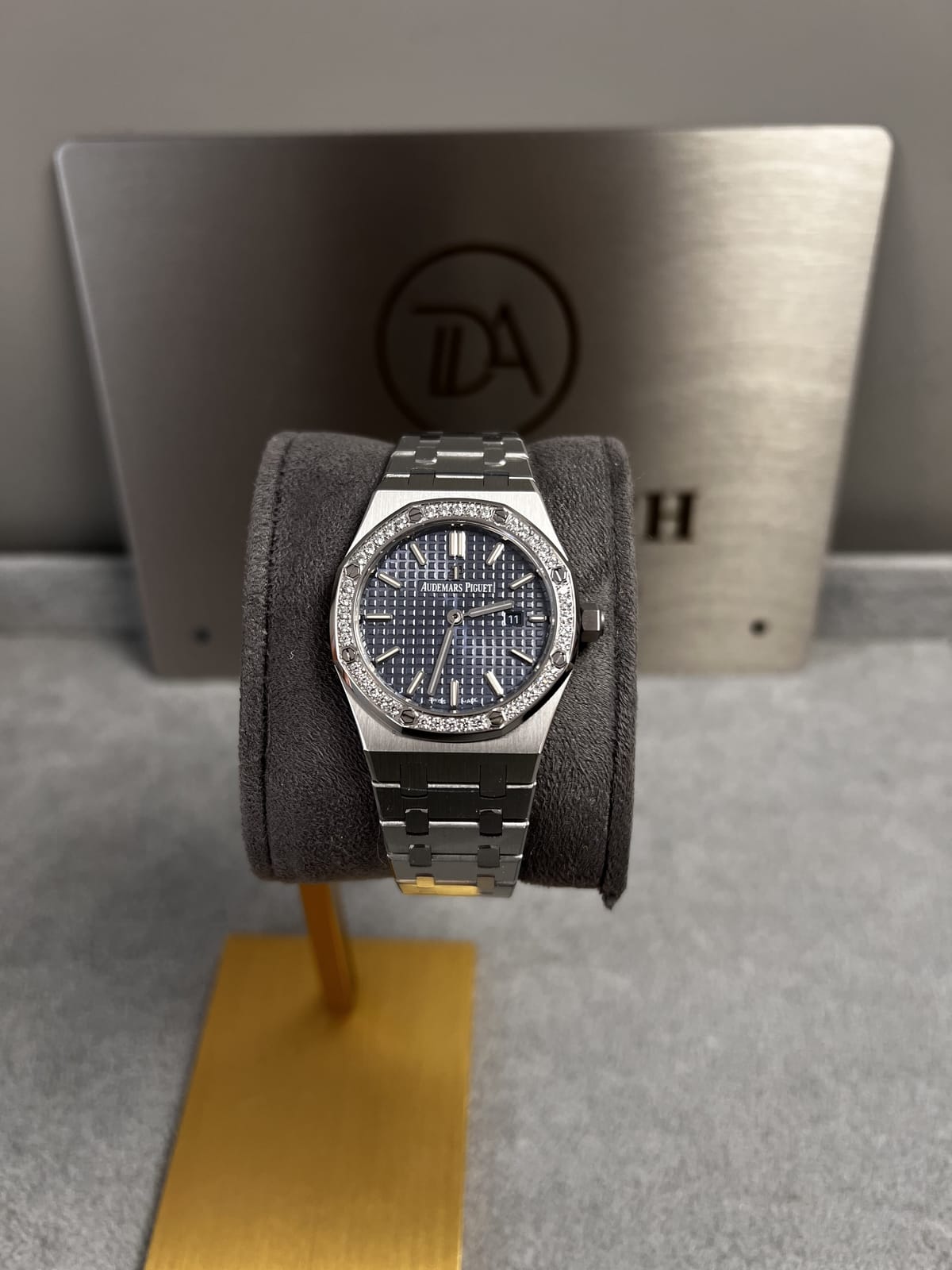 오데마피게 로얄오크 77350 다크블루다이얼 다이아셋팅 34mm 20