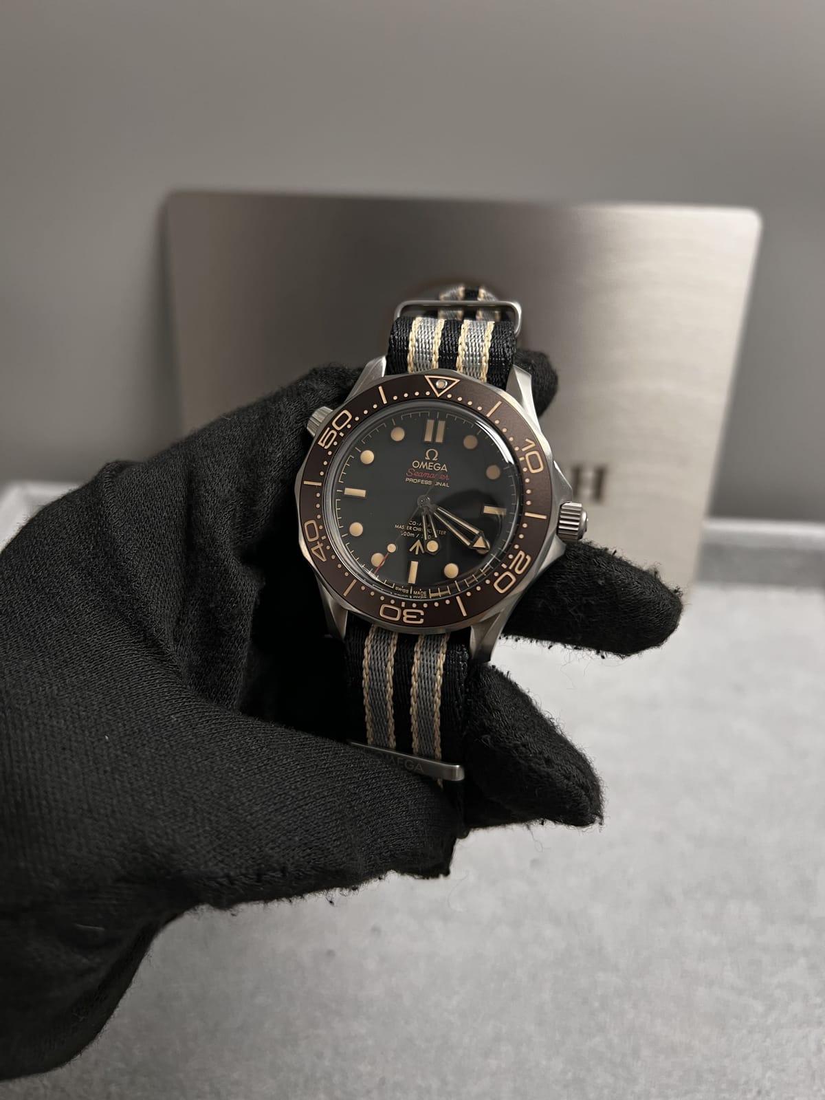 오메가 씨마스터 다이버 300 초코 나토 스트랩  42mm 10