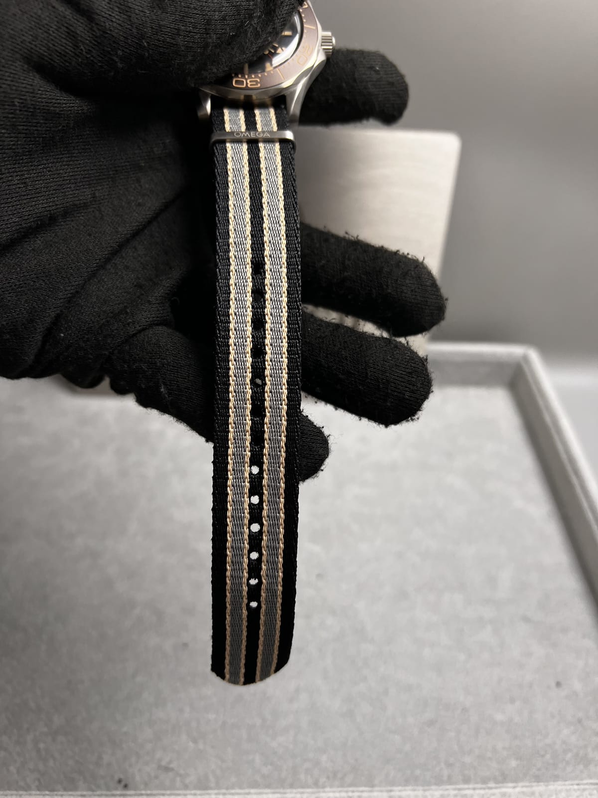 오메가 씨마스터 다이버 300 초코 나토 스트랩  42mm 17