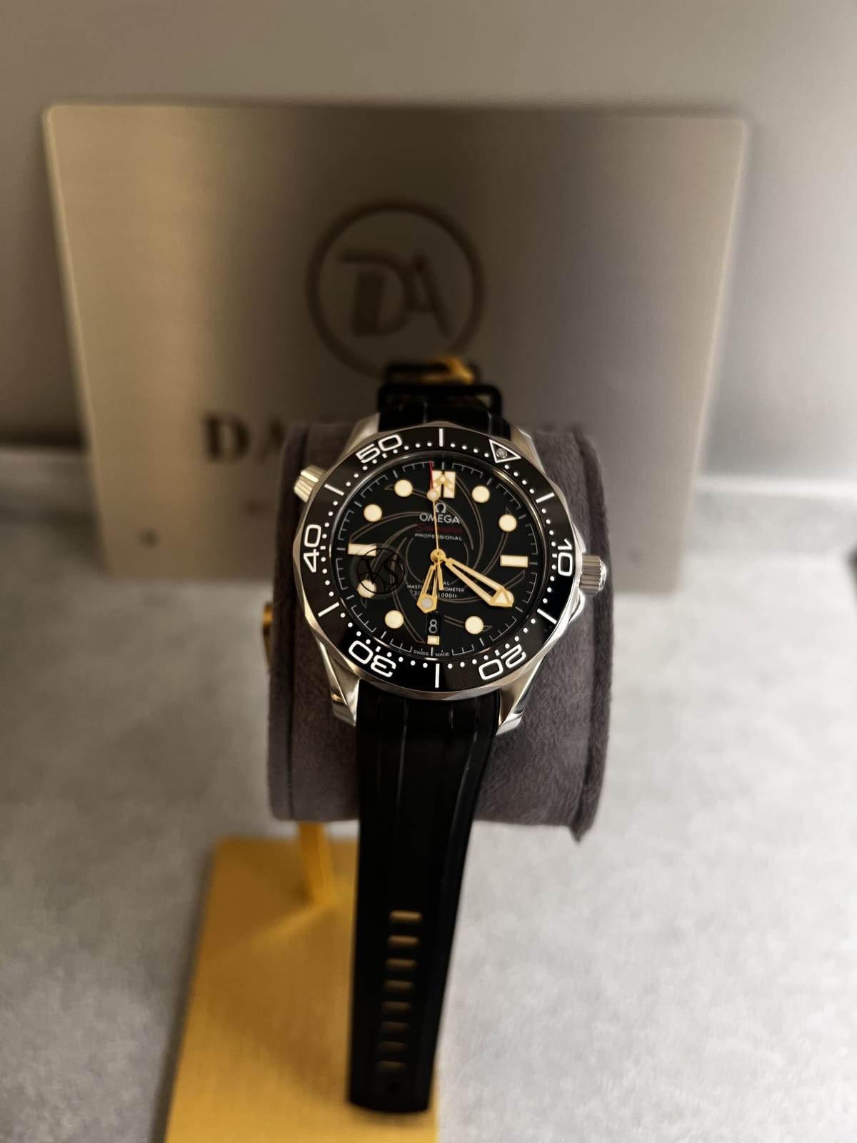 오메가 씨마스터 다이버 300 제임스본드 42mm 3