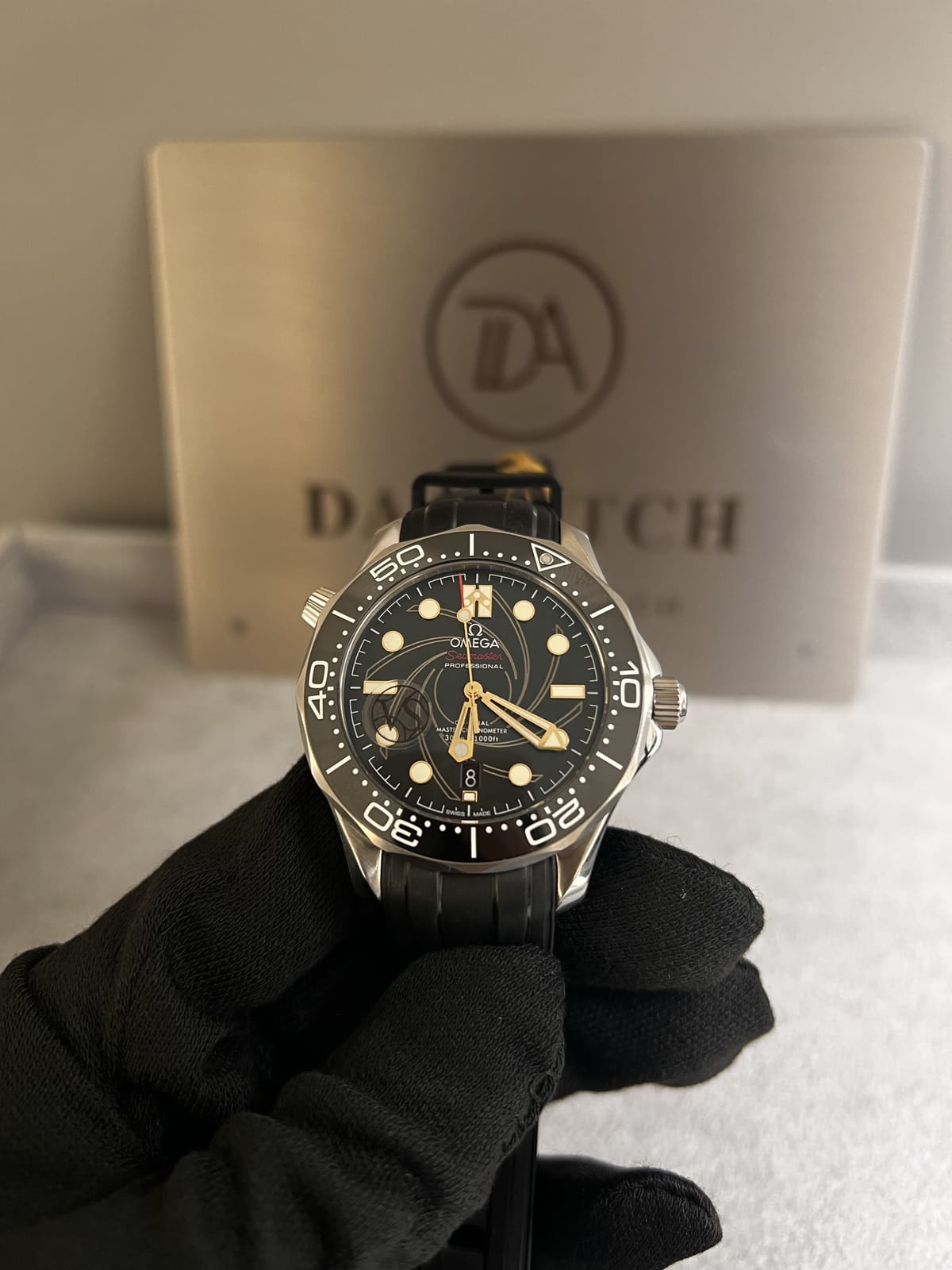 오메가 씨마스터 다이버 300 제임스본드 42mm 9