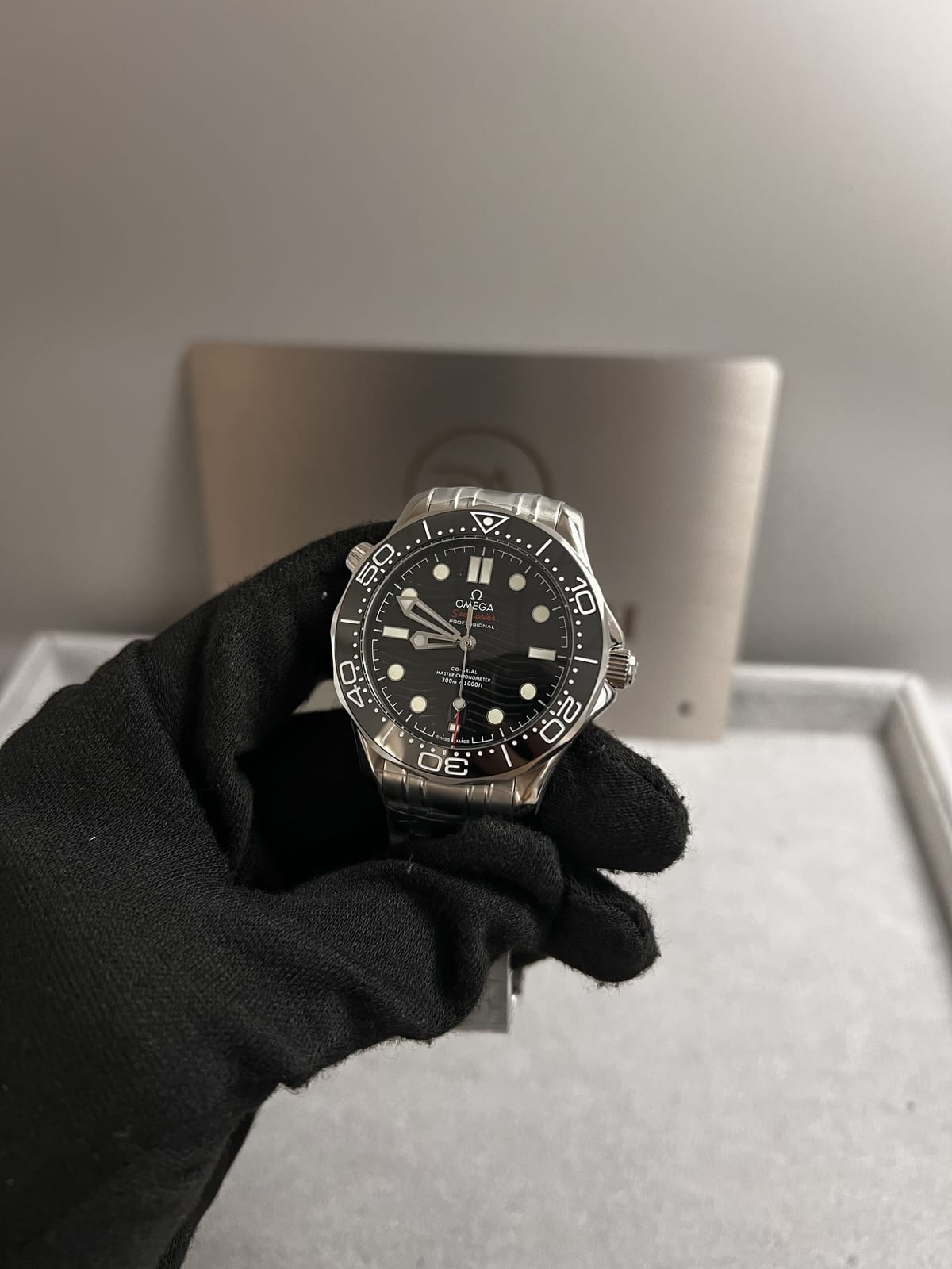 오메가 씨마스터 다이버 300 검판 42mm 10