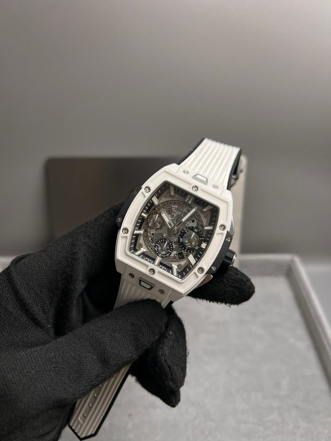 위블로 스피릿 오브 빅뱅 화이트 42mm 11