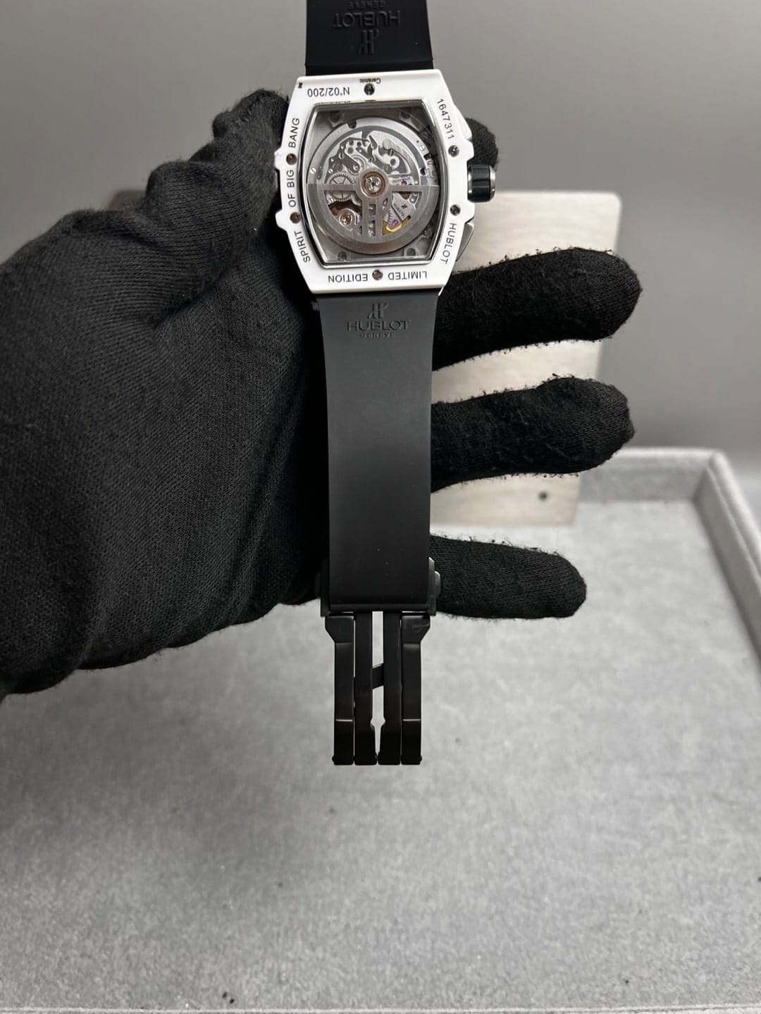 위블로 스피릿 오브 빅뱅 화이트 42mm 17