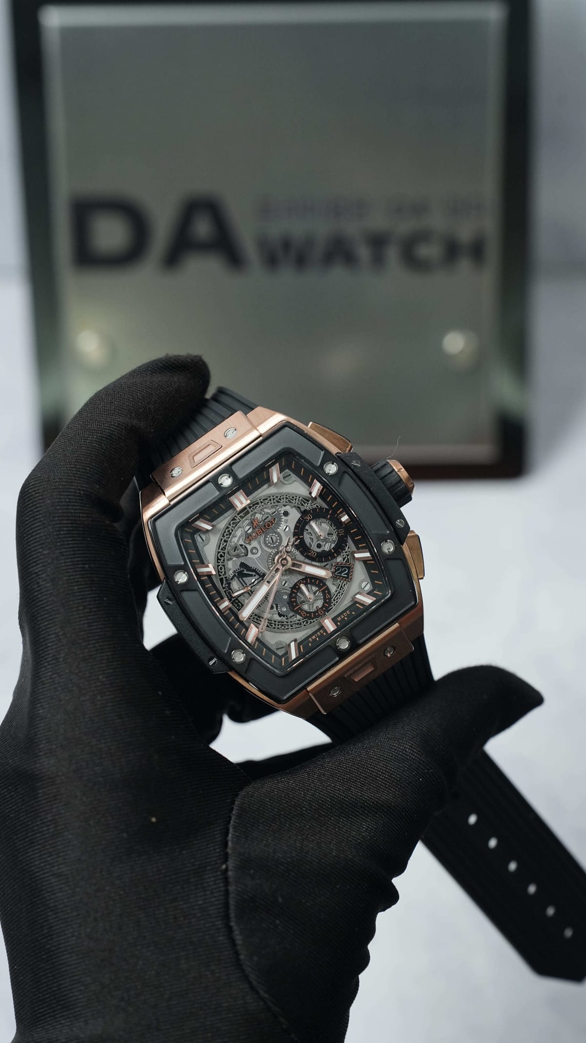 위블로 스피릿 오브 빅뱅 금통 블랙 42mm 4