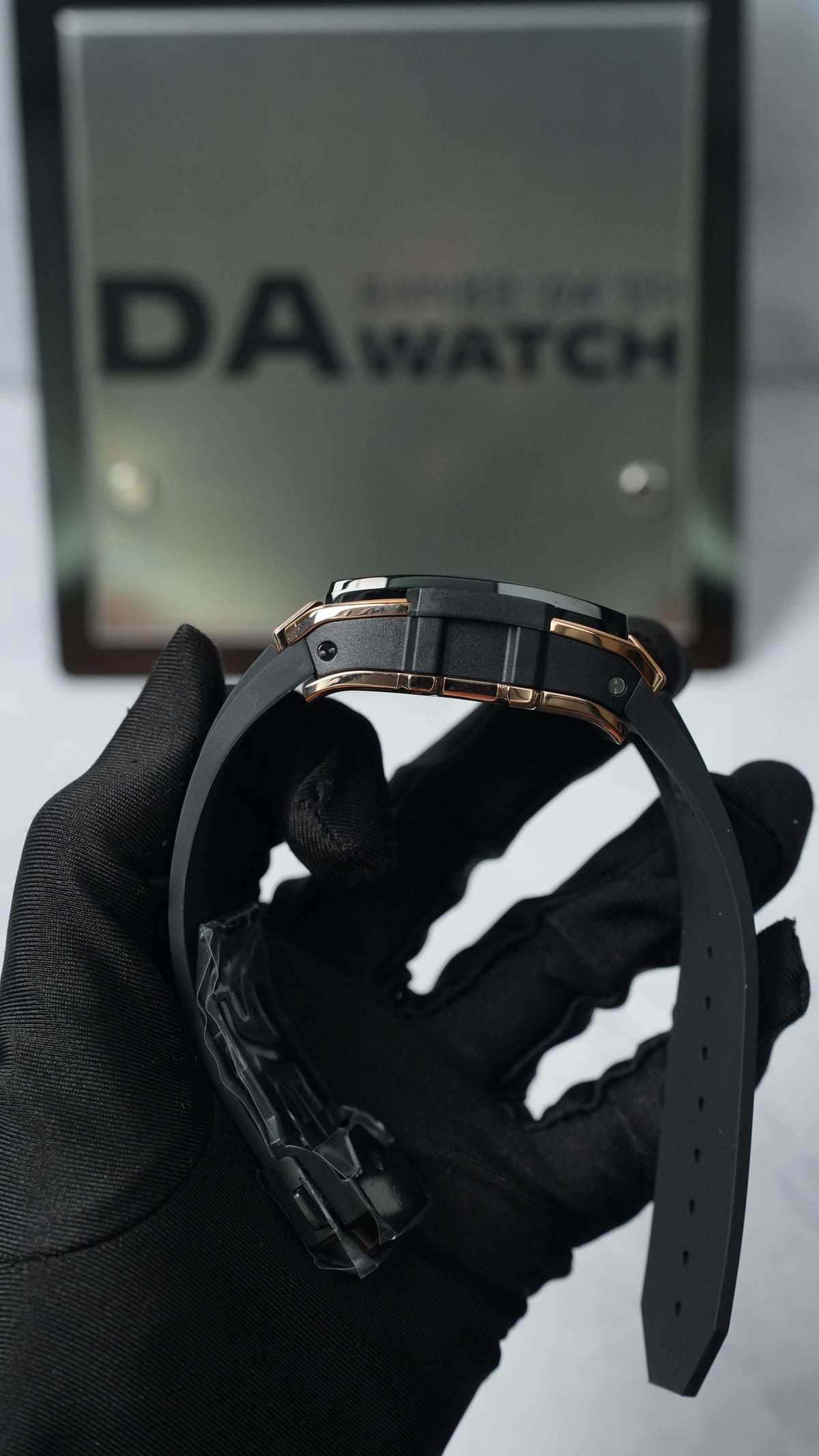 위블로 스피릿 오브 빅뱅 금통 블랙 42mm 8
