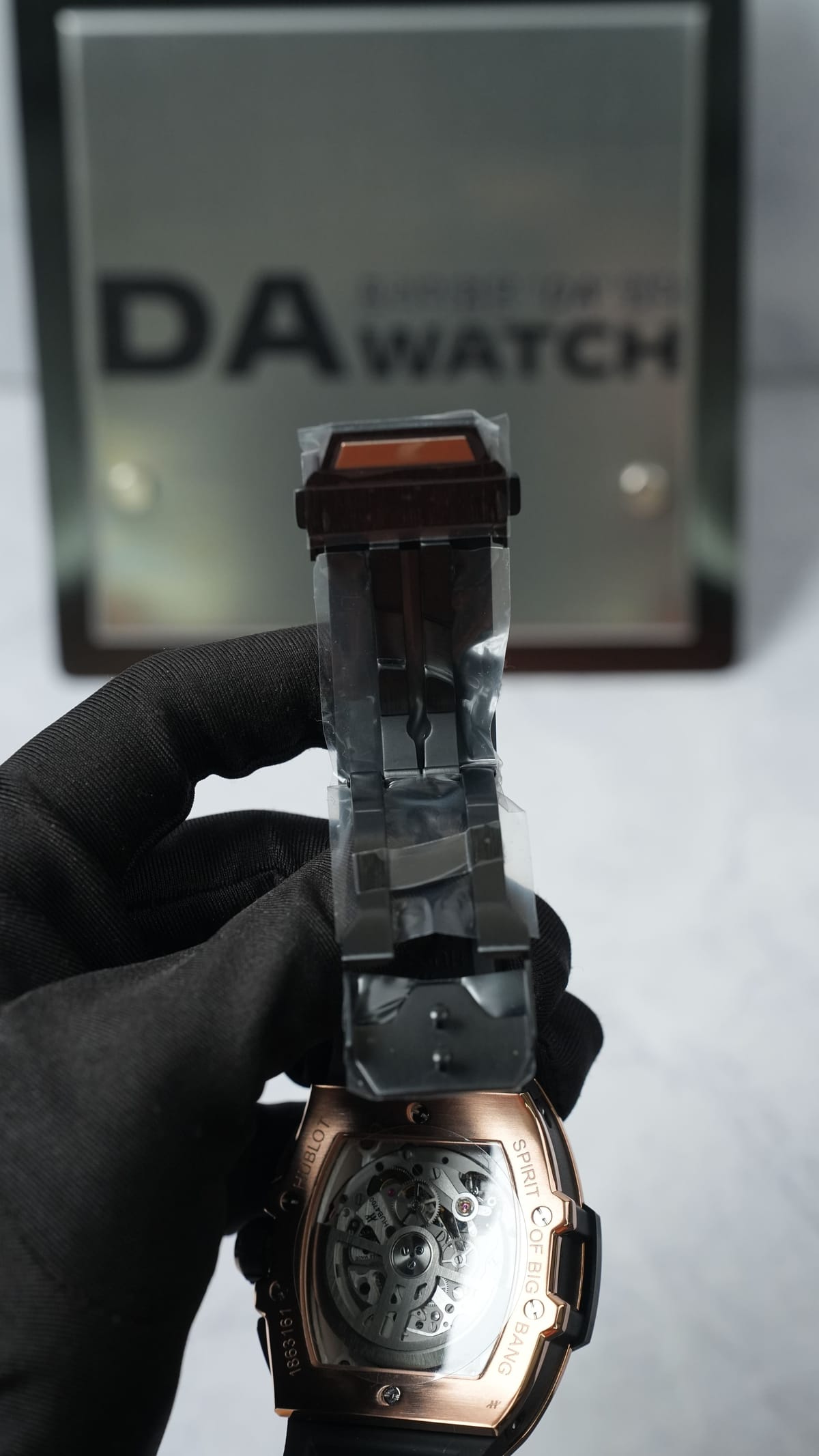 위블로 스피릿 오브 빅뱅 금통 블랙 42mm 13