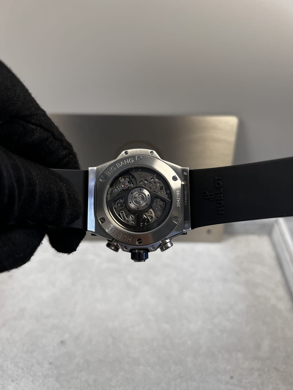 위블로 빅뱅 유니코 블랙 베젤 44mm 21